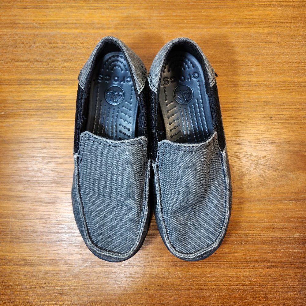 CROCS Kids Gray Canvas Classic Loafer (J 2 )